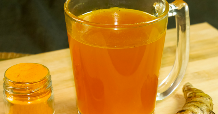 10 Benefits of Turmeric Tea